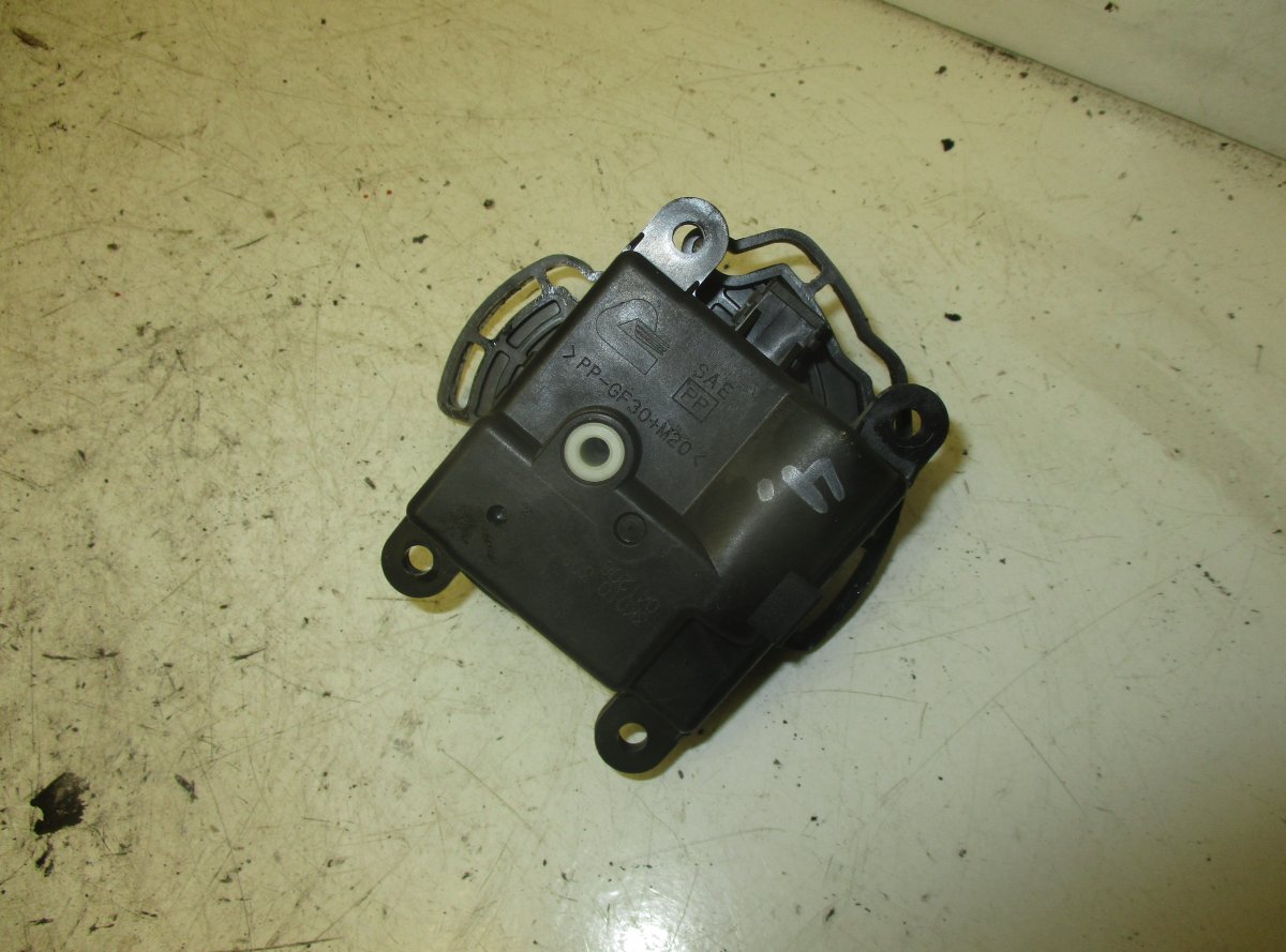 Nissan Murano Evaporator air flow flap control motor NISSAN MURANO (Z50) (2003-2008) Evaporator air ...
