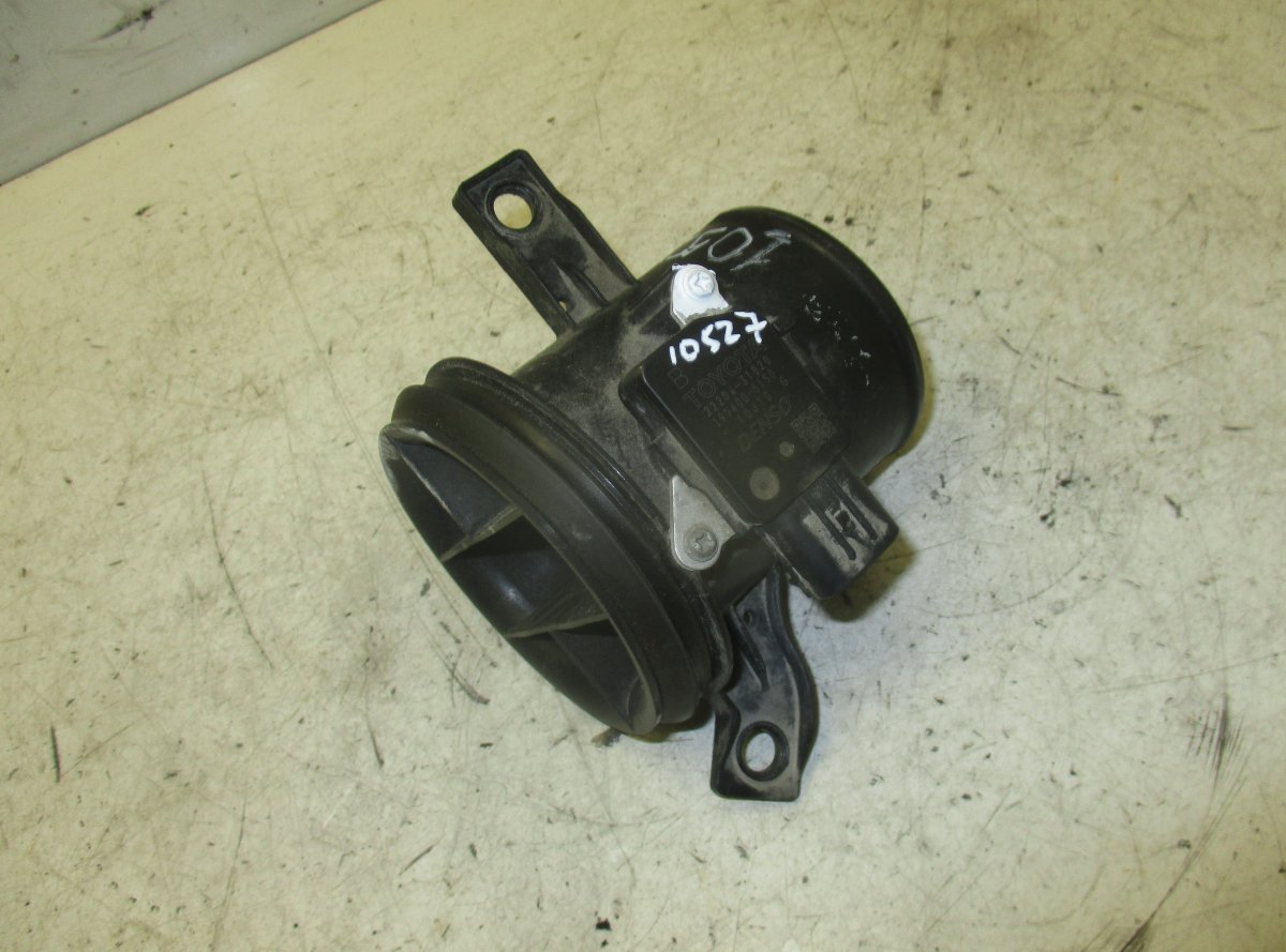 Toyota Corolla massailmavirtausanturi Mass airflow sensor — TOYOTA COROLLA X (E140, E...