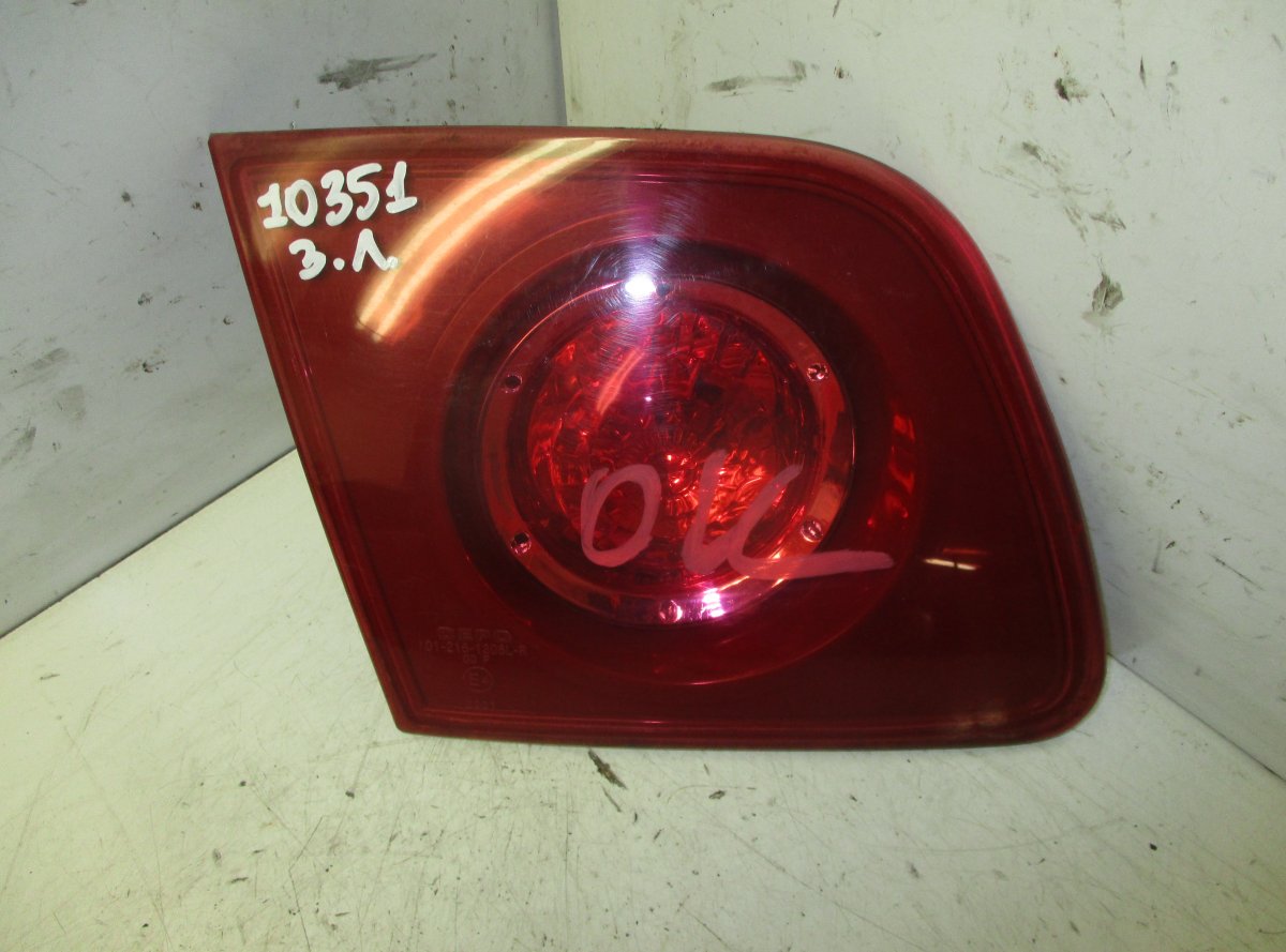 Mazda 3 (BK) Inner tail light, left MAZDA 3 I (BK) (2000-2009) Inner tail light, le...