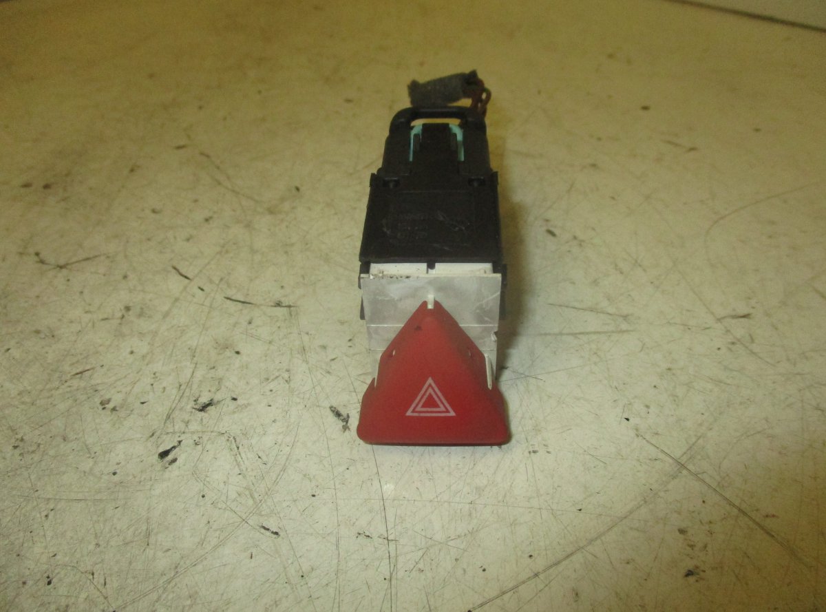 Volkswagen Passat Hazard switch VW PASSAT B6 (3C) (2005-2010) Hazard switch 3C0...