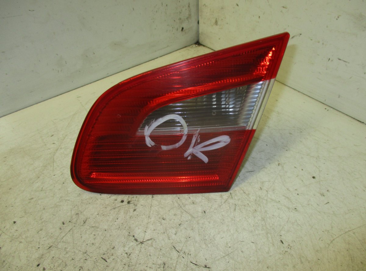 Skoda Superb (3T) Inner tail light, right SKODA SUPERB II (3T4, 3T5) (2008-2015) Inner ta...