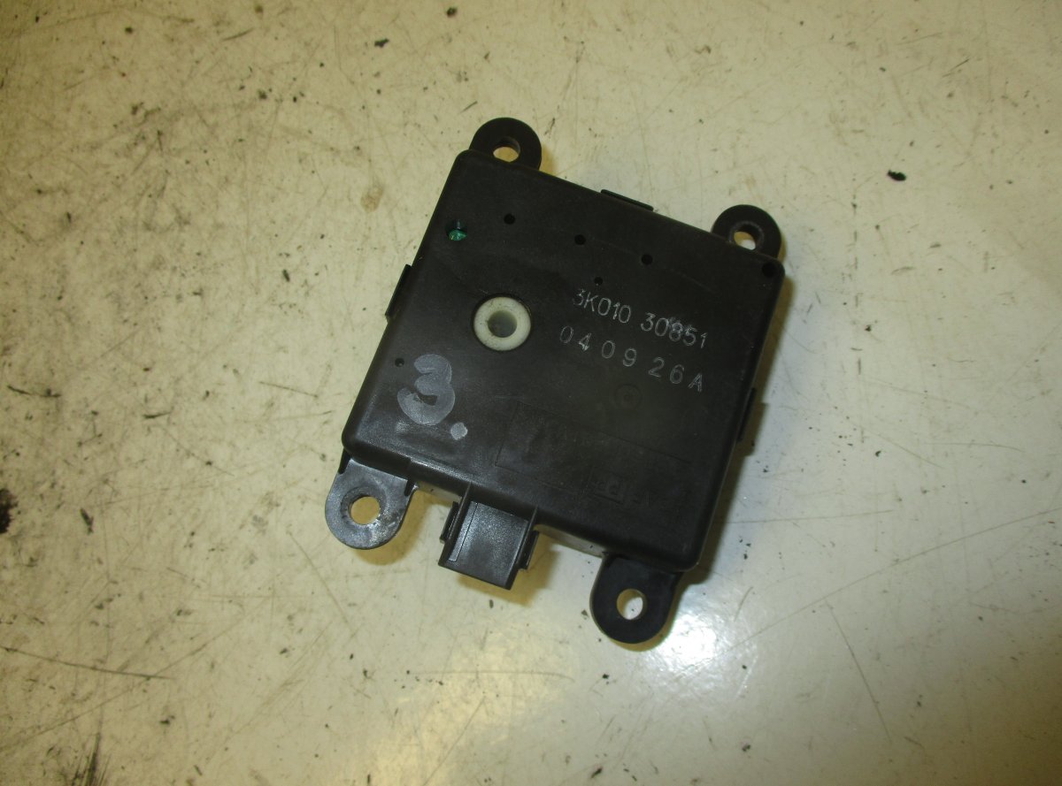 Nissan Murano Evaporator air flow flap control motor NISSAN MURANO (Z50) (2003-2008) Evaporator air ...