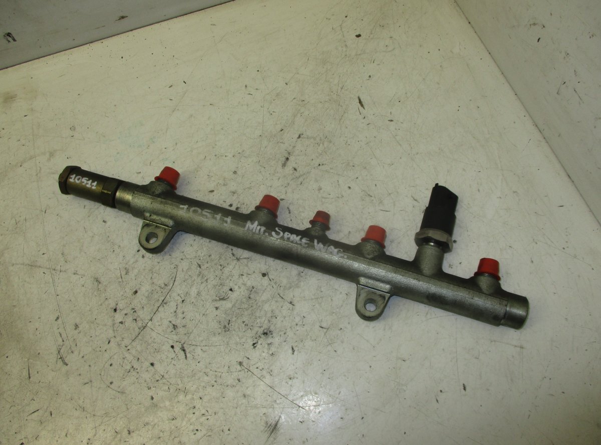 Mitsubishi Space Star Fuel Distributor / fuel rail MITSUBISHI SPACE STAR (1998-2004) Fuel Distribu...