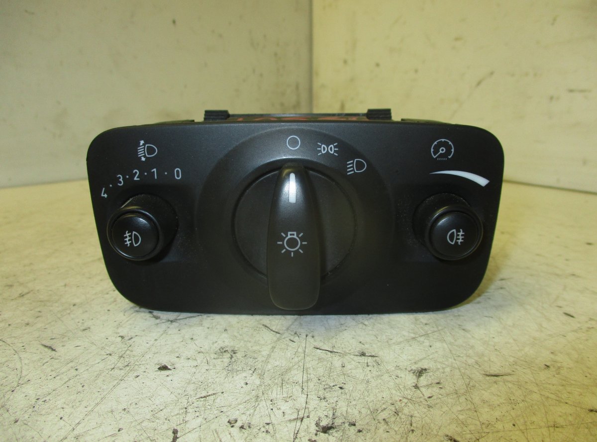 Ford Mondeo Headlight Switch FORD MONDEO Mk IV (BA7) (2007-2014) Headlight S...