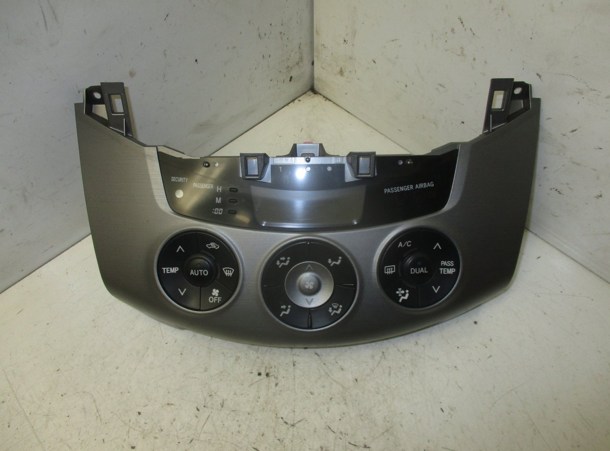 Toyota RAV4 (XA20) Heater control panel TOYOTA RAV 4 III (XA30) (2005-2012) Heater cont...