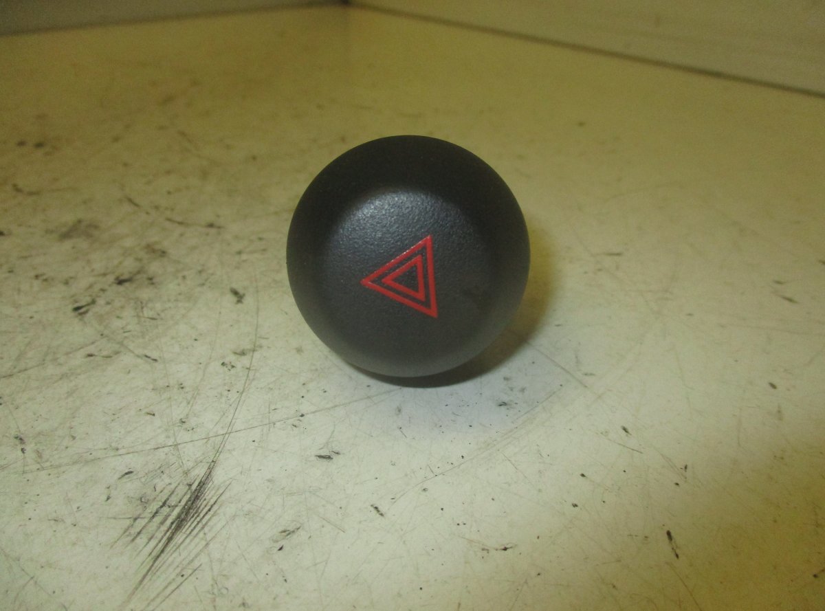 Toyota RAV4 (XA20) Hazard switch TOYOTA RAV 4 III (XA30) (2005-2012) Hazard swit...