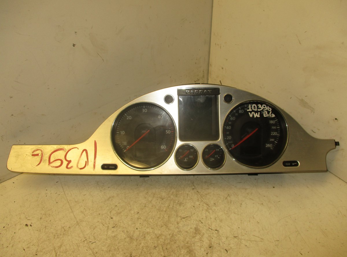 Volkswagen Passat mittaristo VW PASSAT B6 (3C) (2005-2010) Instrument Cluste...