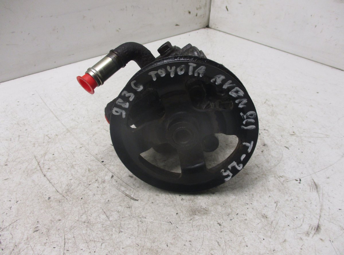 Toyota Avensis (T25) roolivõimendi pump TOYOTA AVENSIS (T250) (2003-2008) Power steerin...