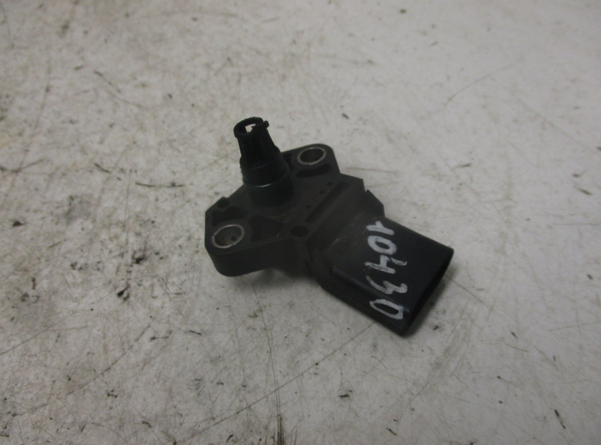 Volkswagen Passat MAP Sensor VW PASSAT B5 (3B3) (2000-2005) MAP Sensor 03890...