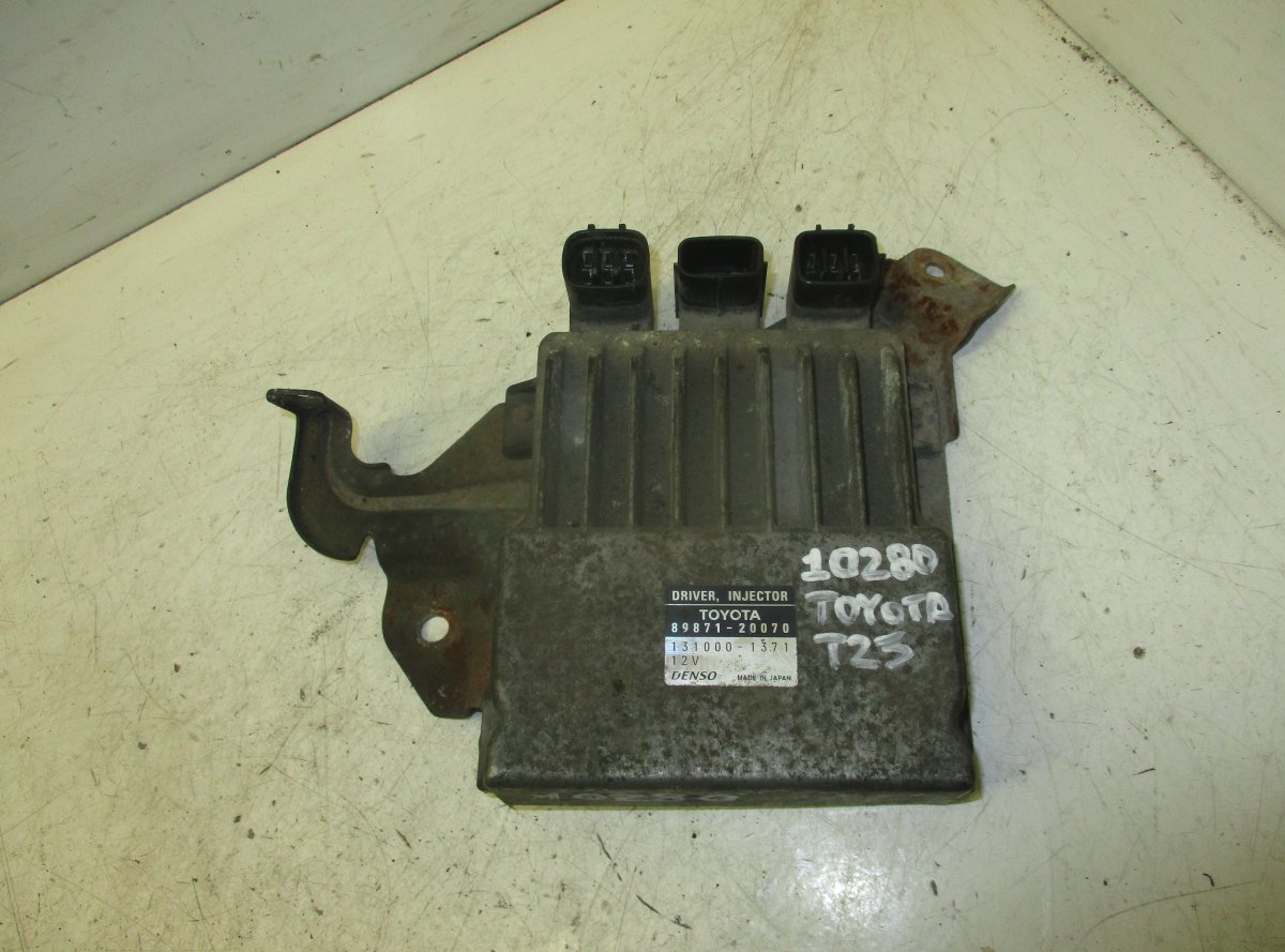 Toyota Avensis (T25) Control units, other TOYOTA AVENSIS (T250) (2003-2008) Control units...