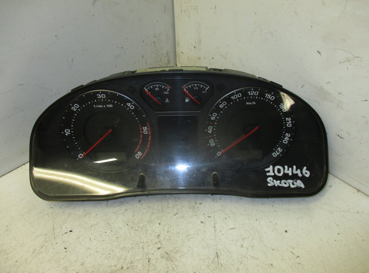 Skoda Superb (3U) näidikud SKODA SUPERB I (3U4) (2001-2008) Instrument Clu...
