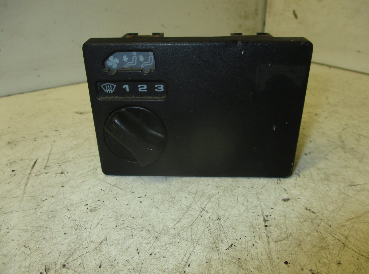 Volkswagen Transporter (T4, Caravelle, Multivan) Heater control panel VW TRANSPORTER T4 (70X, 7D) (1990-2003) Heater ...