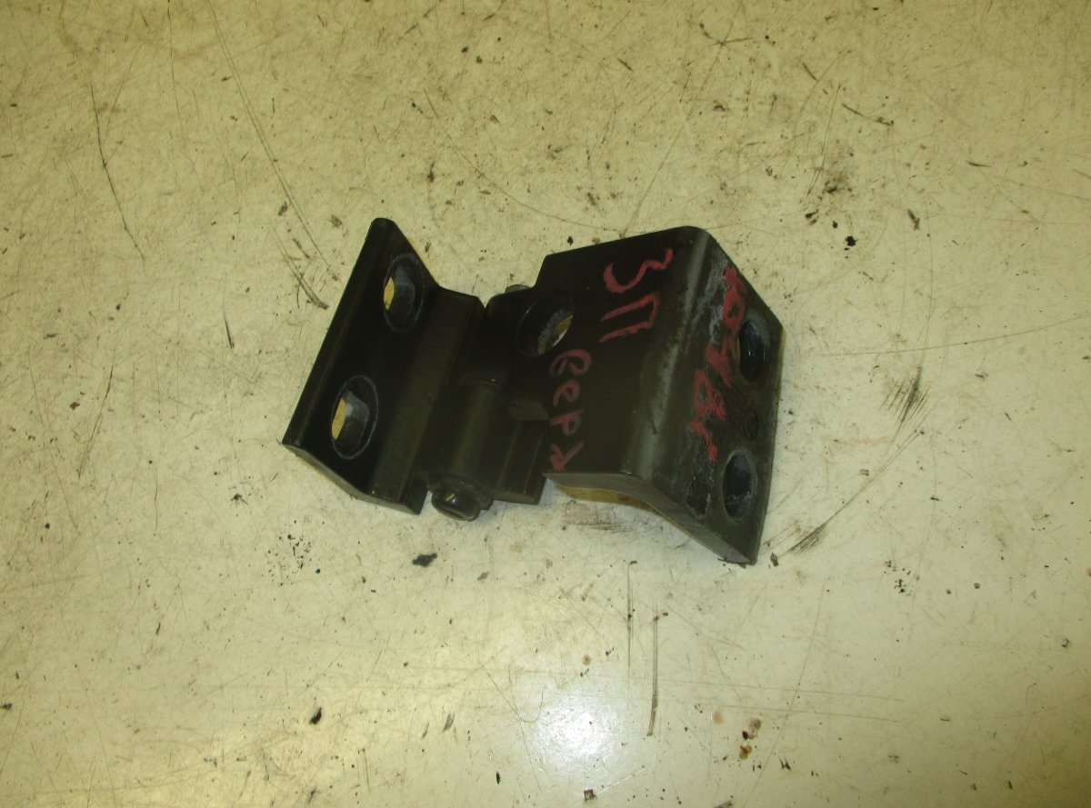 BMW X5 (E53) Door Hinge Rear Right Upper BMW X5 (E53) (2000-2007) Door Hinge Rear Right ...