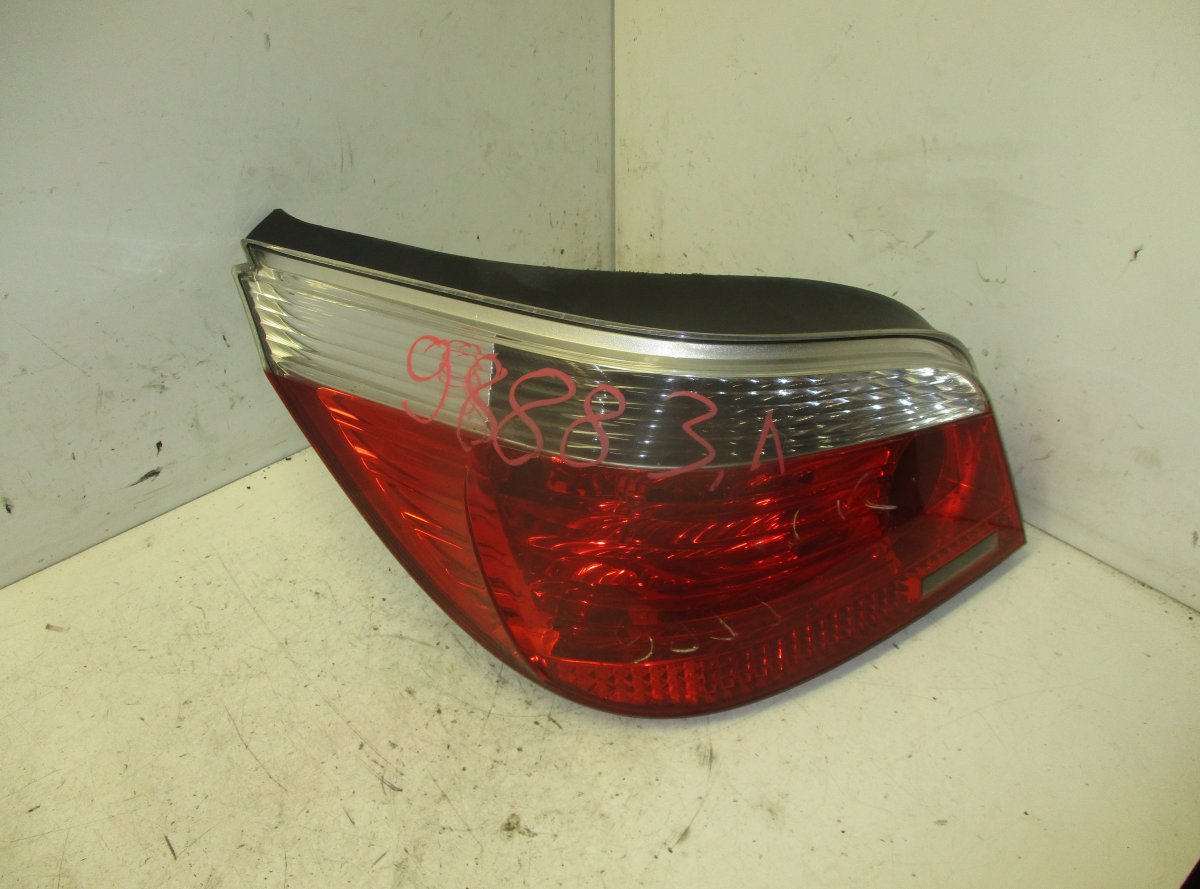 BMW 5 (E39) tail light left BMW 5 (E60, E61) (2003-2010) Tail light left 69...