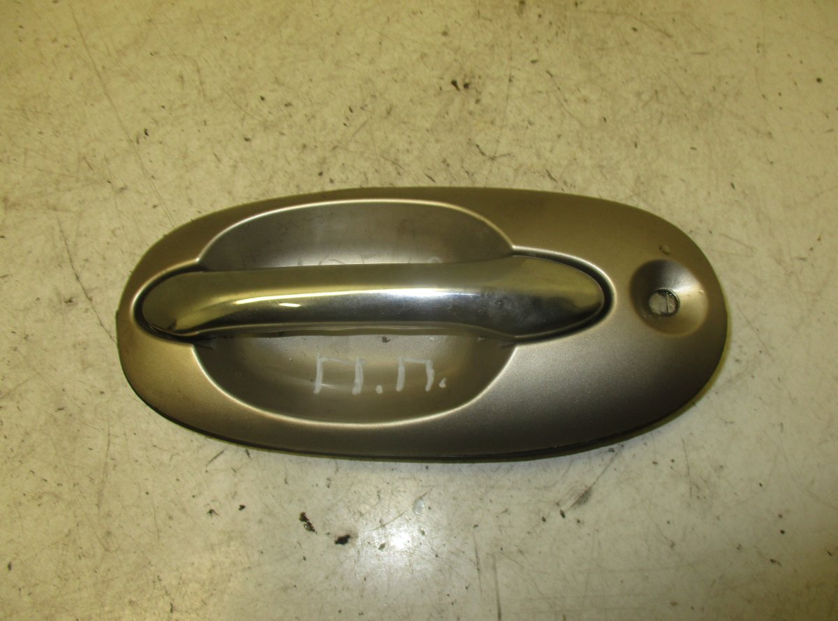 Kia Carnival Door Handle Exterior Front Right KIA CARNIVAL II (GQ) (2001-2005) Door Handle Ex...