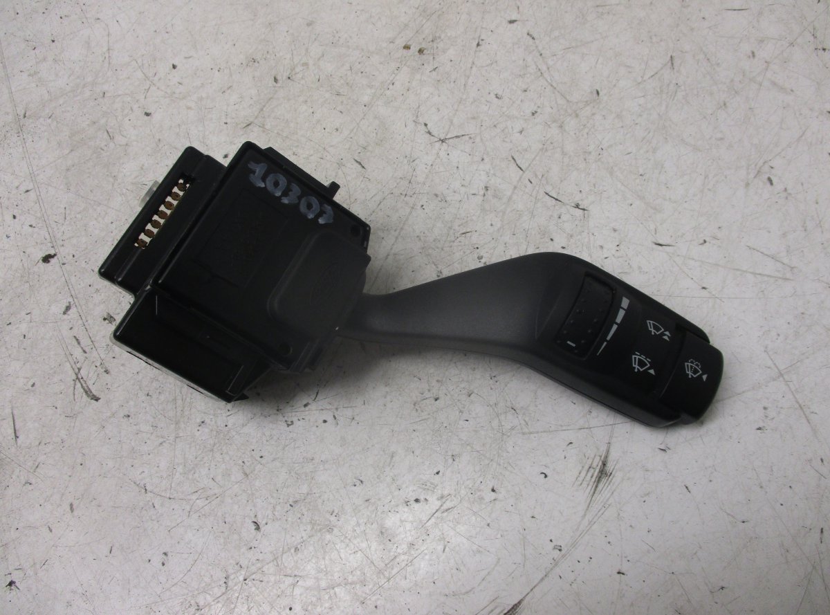 Ford Focus Wiper Switch Wiper switch — FORD FOCUS II (2004-2012) — 17D9...