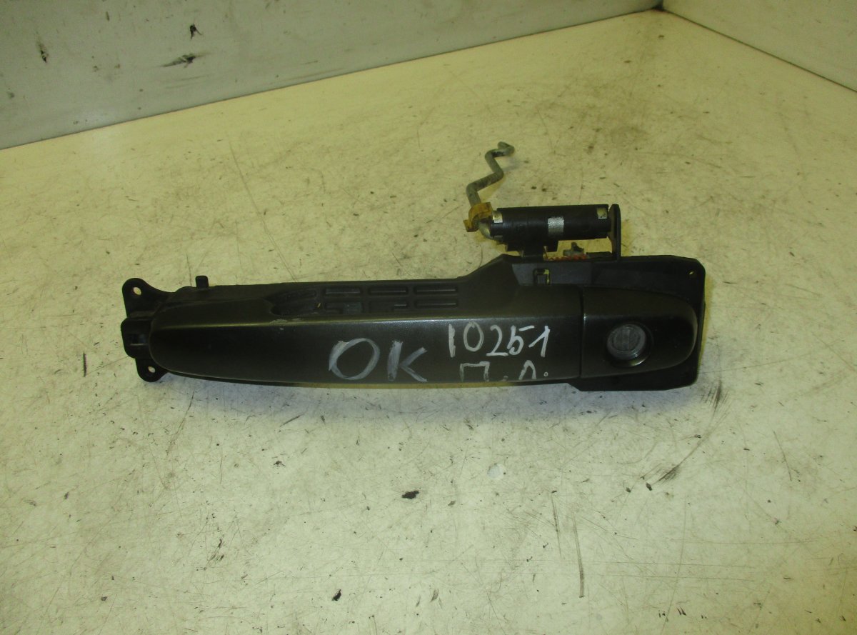 Toyota RAV4 (XA20) Door Handle Exterior Front Left TOYOTA RAV 4 III (XA30) (2005-2012) Door Handle...