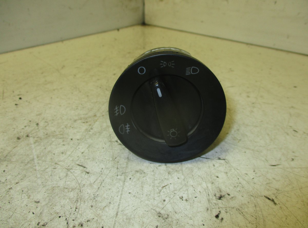 Skoda Superb (3U) Headlight Switch SKODA SUPERB I (3U4) (2001-2008) Headlight Swit...