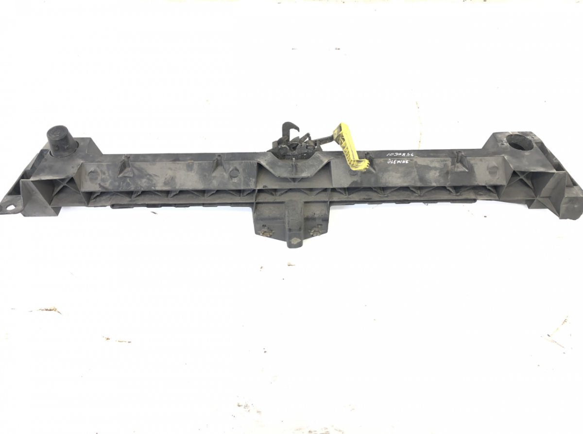 Citroen Berlingo Bonnet latch carrier beam CITROËN BERLINGO III (2008-2018) Bonnet latch c...