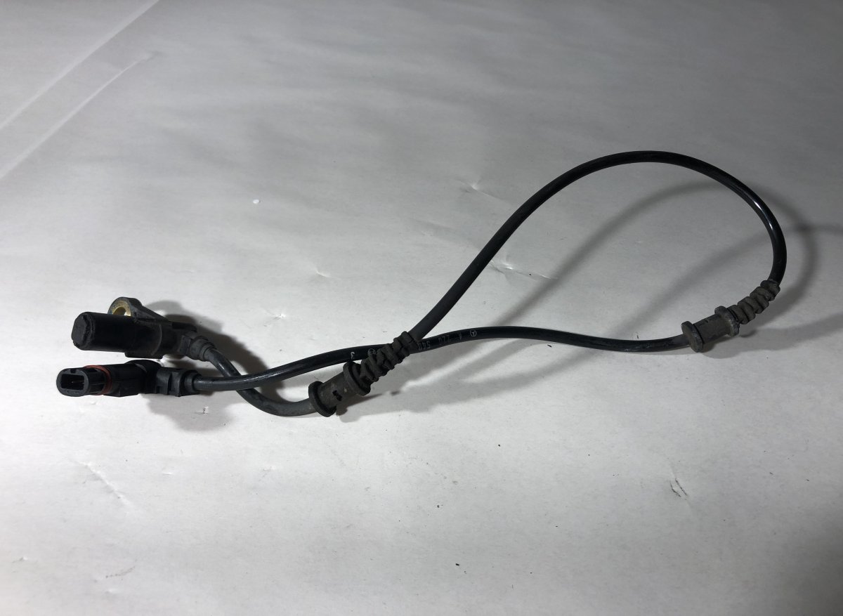 Mercedes-Benz C (W202) ABS Sensor Front Right MERCEDES-BENZ S-CLASS Coupe (C215) (1999-2006) ...