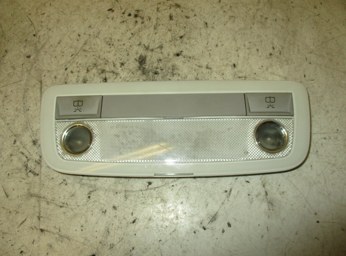 Mercedes-Benz A (W169) Interior Lighting rear center MERCEDES-BENZ C-CLASS (W204) (2007-2013) Interi...