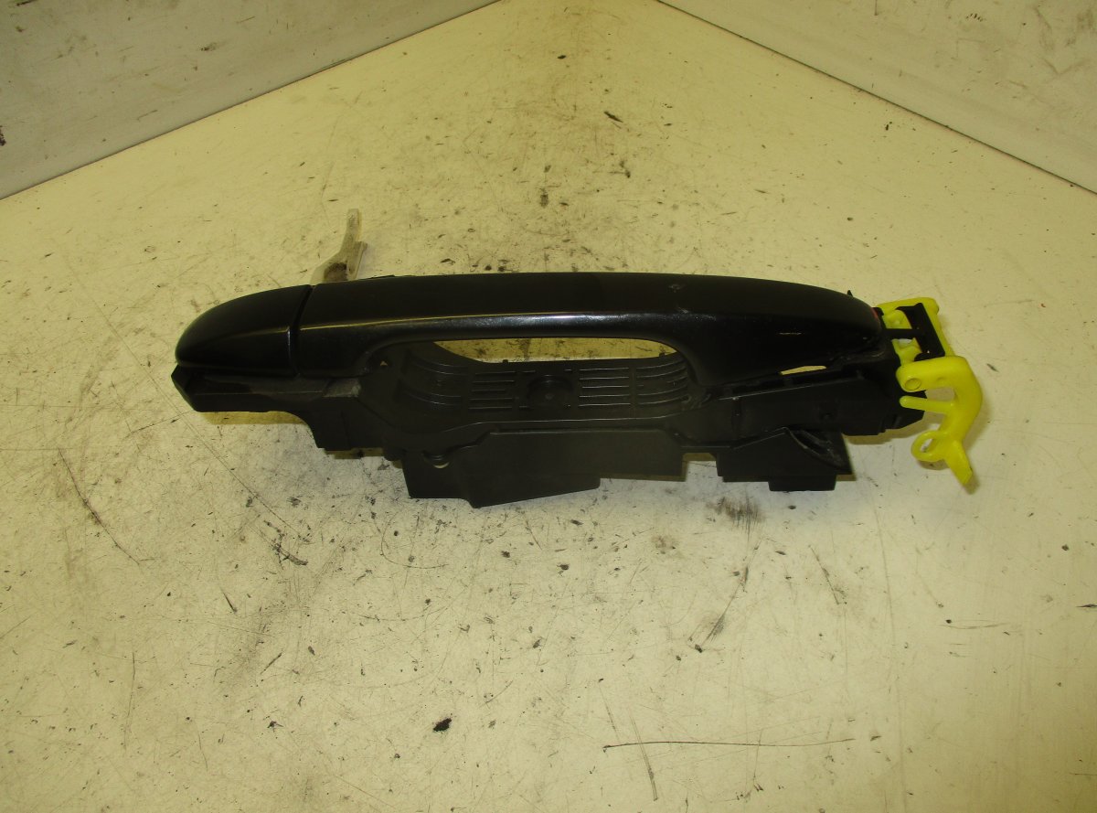 Toyota Avensis (T27) Door Handle Exterior Rear Right TOYOTA AVENSIS (T270) (2009-2018) Door Handle E...