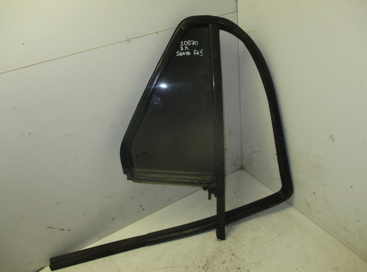 Hyundai Santa Fe Door quarter Window glass rear right HYUNDAI SANTA FE II (CM, NC) (2005-2012) Door q...