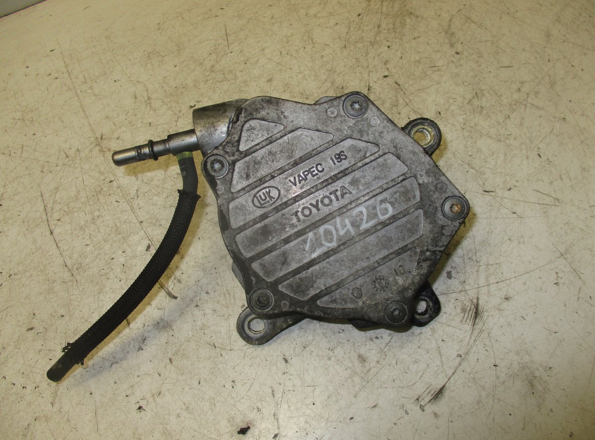 Toyota Avensis (T25) Vacuum Pump, engine TOYOTA AVENSIS (T250) (2003-2008) Vacuum Pump, ...