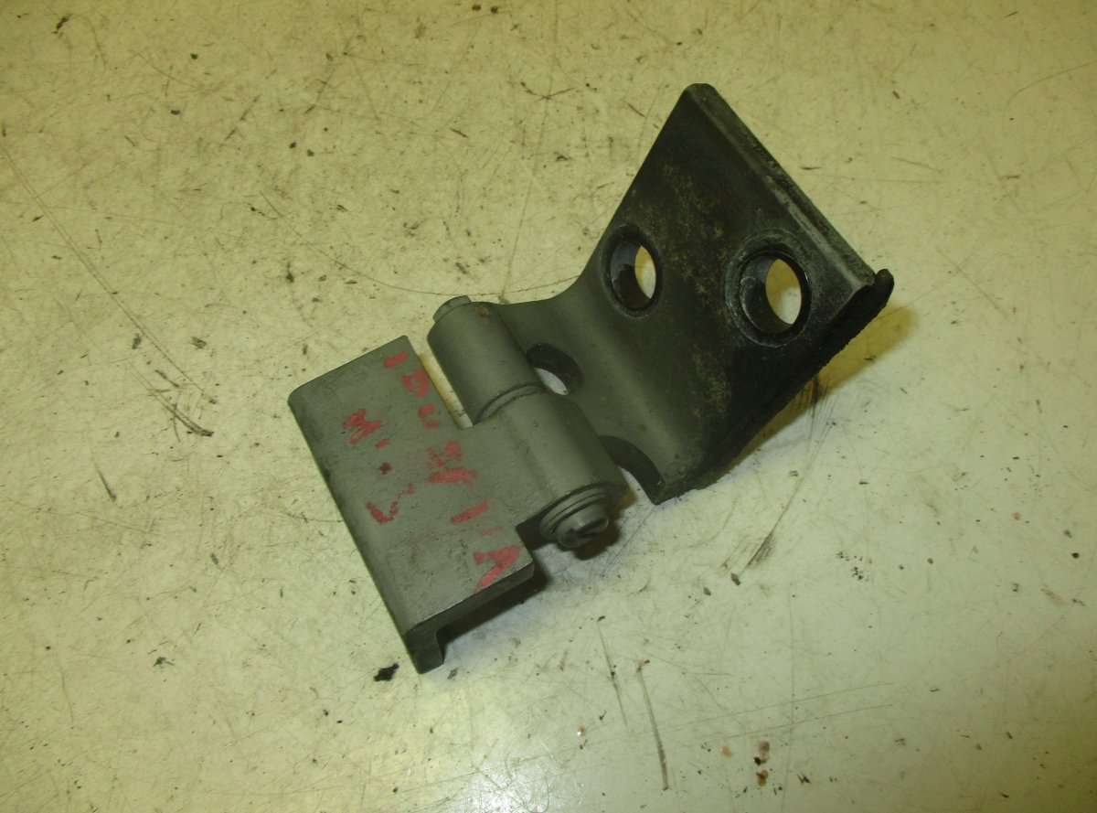 BMW X5 (E53) Door Hinge Front Lower left BMW X5 (E53) (2000-2007) Door Hinge Front Lower...