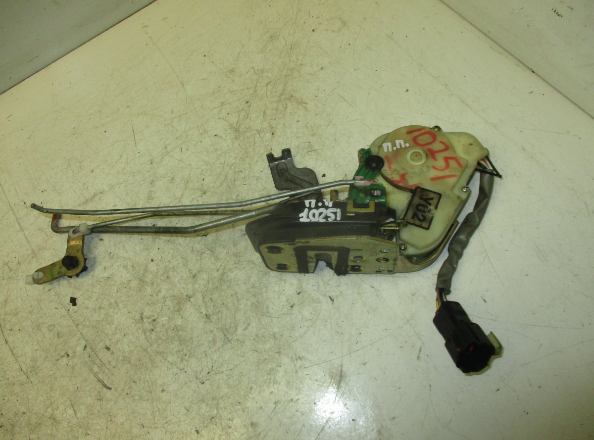 Kia Sorento Door Lock Front Right KIA SORENTO I (JC) (2002-2009) Door Lock Front ...