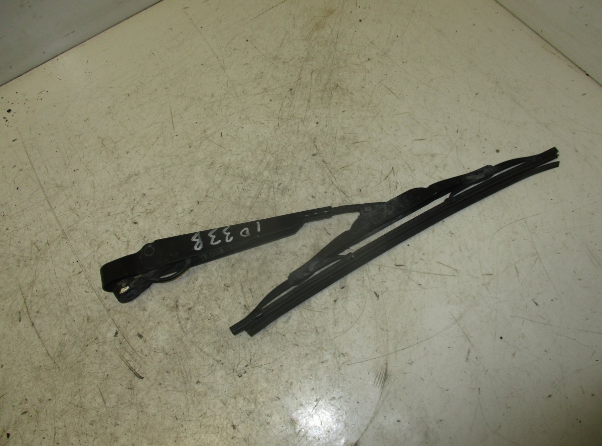 Ford Focus Tagaluugi klaasipuhastaja vars (univ.) FORD FOCUS II (2004-2012) Rear Window Wiper Arm...