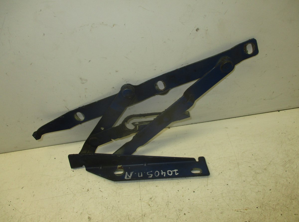 Mercedes-Benz V / Vito (W638) Bonnet Hinge Right MERCEDES-BENZ VITO / V-CLASS (W638) (1996-2003)...
