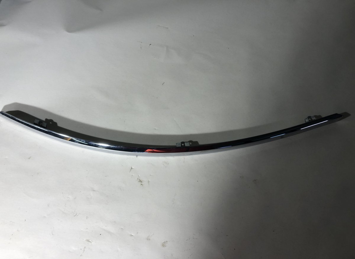 Audi A6 (C6) Front Bumper Moulding Left AUDI A6 / A6 ALLROAD (C6, 4F) (2004-2011) Front...