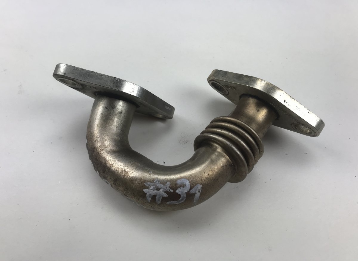 Audi A3 (8P) EGR toru AUDI A3 (8P) (2003-2012) EGR pipe 03G131521AM

...