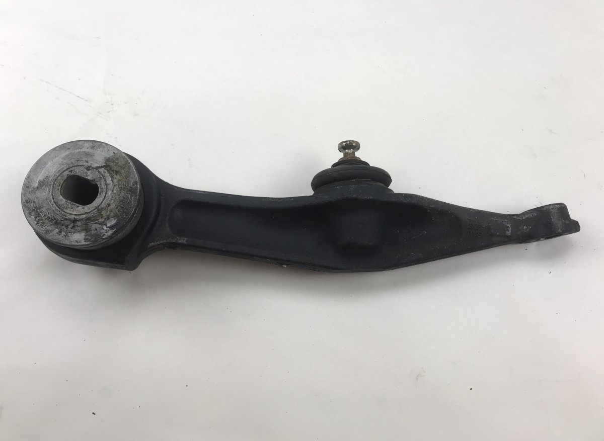 Mercedes-Benz C (W202) Bracket, front axle control arm right MERCEDES-BENZ S-CLASS Coupe (C215) (1999-2006) ...