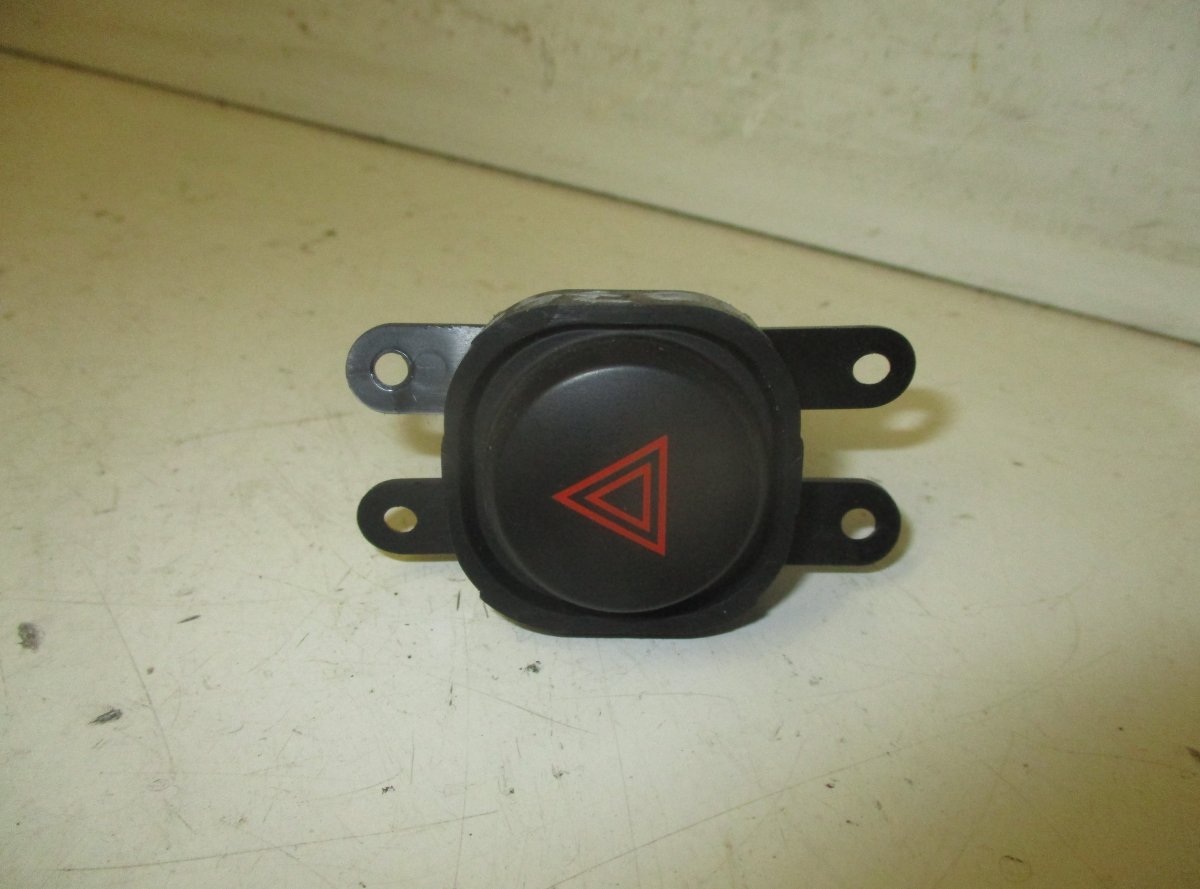 Nissan Pick Up / Navara / NP300 (D22) Hazard switch NISSAN NAVARA II / NP300 (D40) (2004-2021) Haza...
