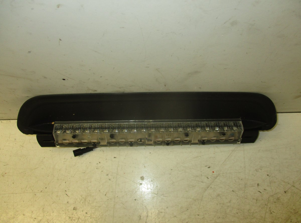 BMW 5 (E39) Additional Brake Light BMW 5 (E60, E61) (2003-2010) Additional Brake L...