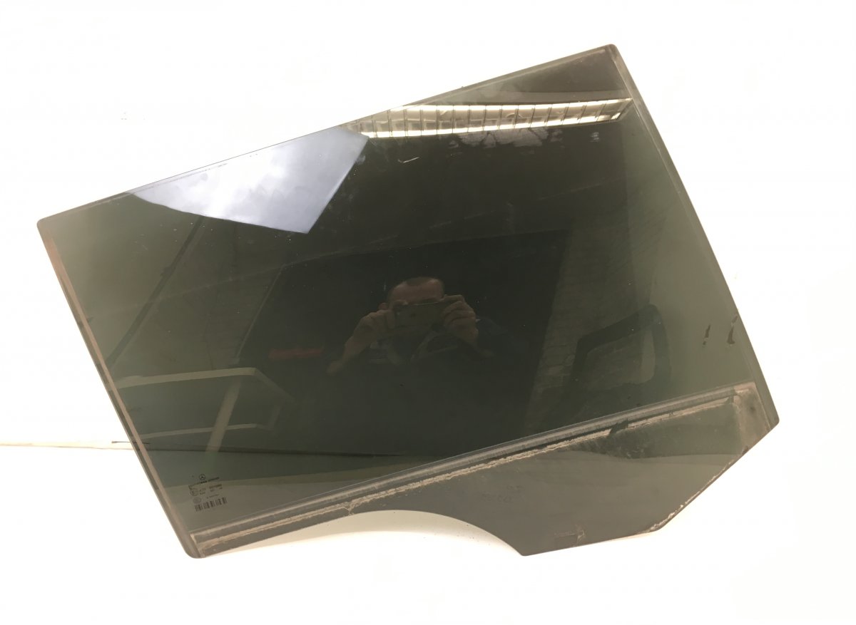 Mercedes-Benz A (W169) Door window glass rear right MERCEDES-BENZ E-CLASS (W212) (2009-2016) Door w...