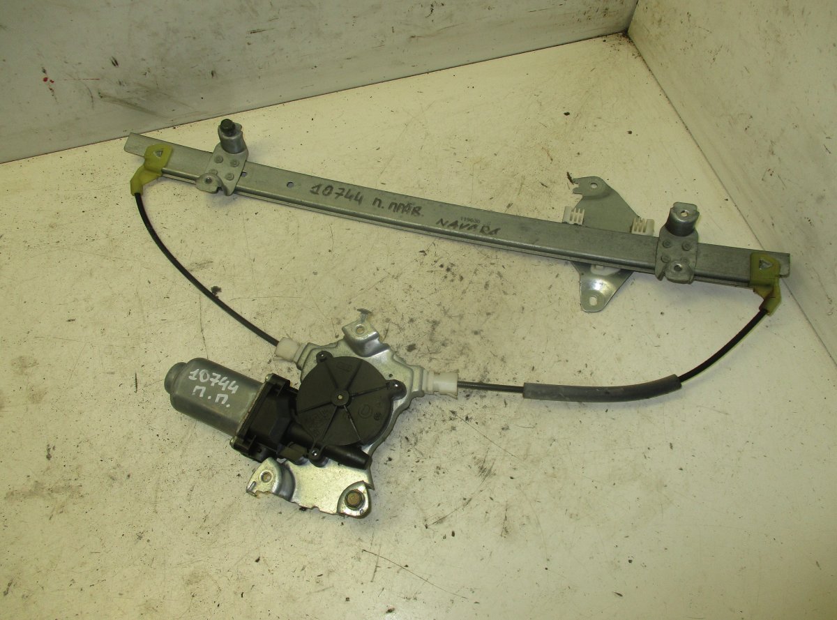 Nissan Pick Up / Navara / NP300 (D22) Window Regulator Compl. front right NISSAN NAVARA II / NP300 (D40) (2004-2021) Wind...