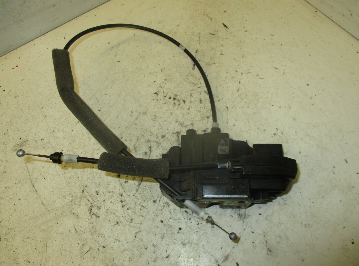 Nissan Pick Up / Navara / NP300 (D22) Door Lock Front Right NISSAN NAVARA II / NP300 (D40) (2004-2021) Door...