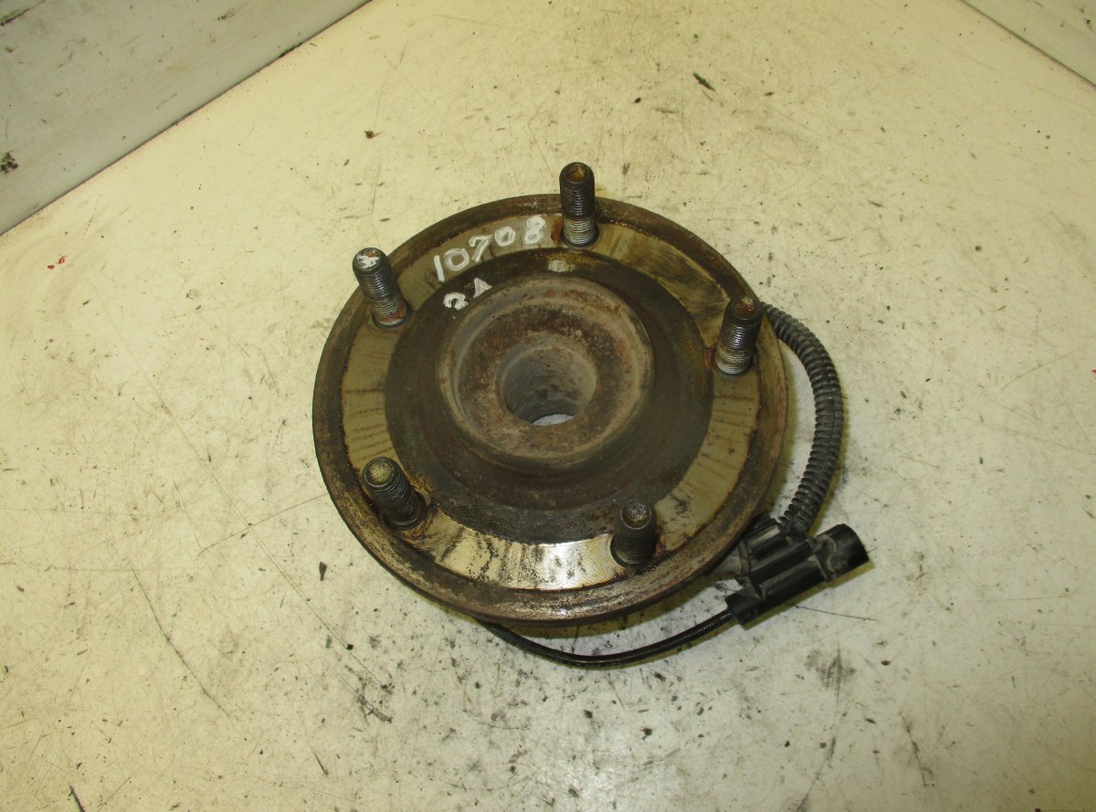 Dodge Caravan Wheel bearing housing rear left DODGE CARAVAN V (2007-2020) Wheel bearing housi...