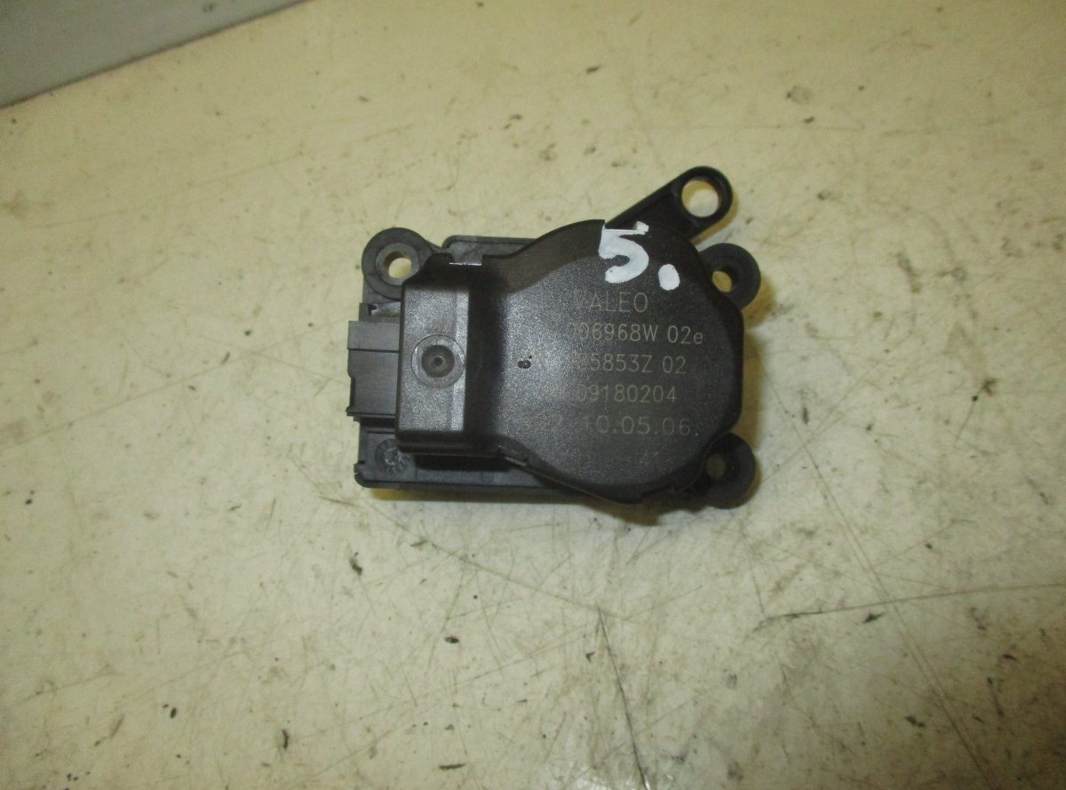 Opel Signum Evaporator air flow flap control motor OPEL SIGNUM (2003-2008) Evaporator air flow fla...