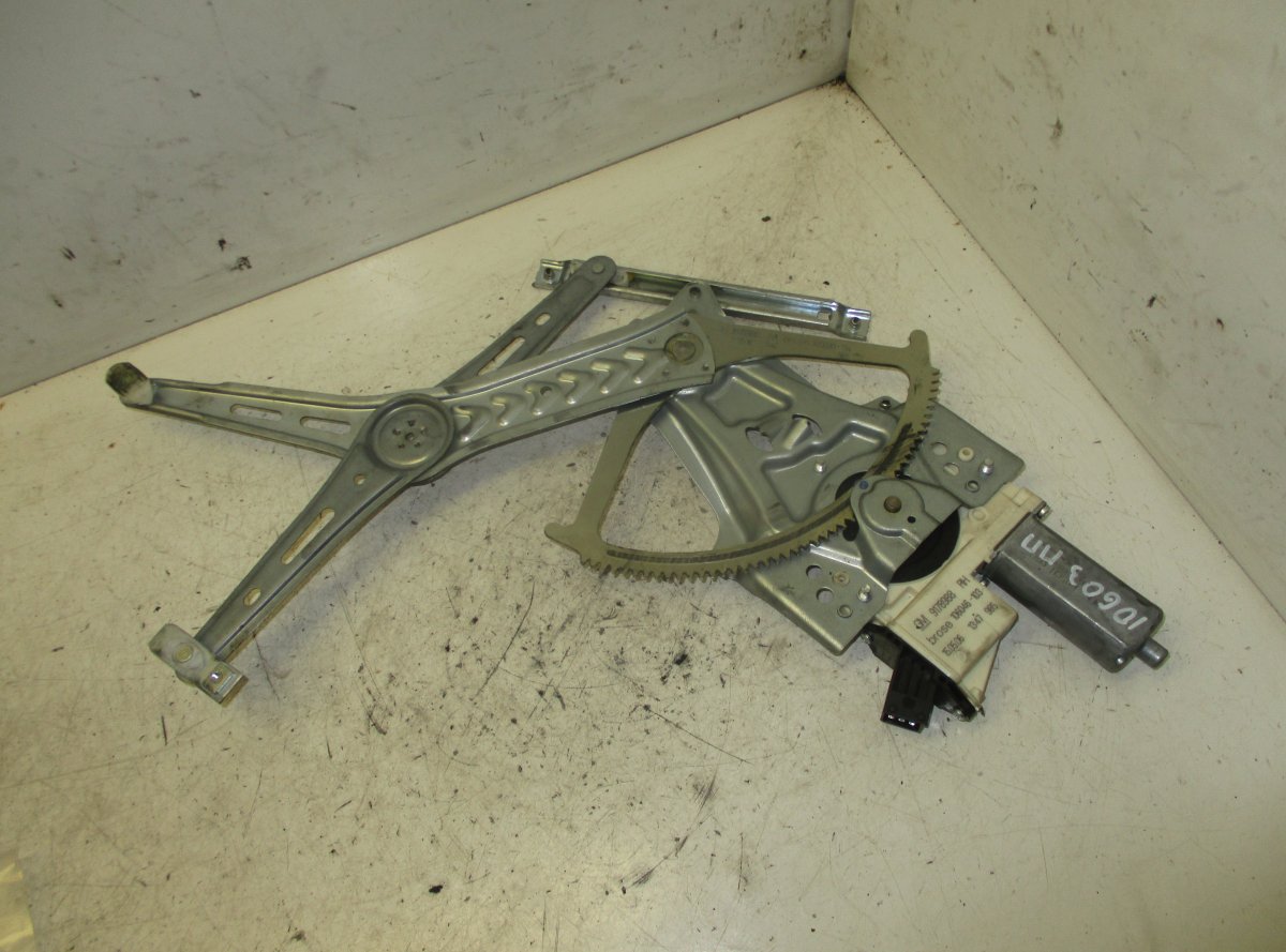Opel Signum Window Regulator Compl. front right OPEL SIGNUM (2003-2008) Window Regulator Compl....