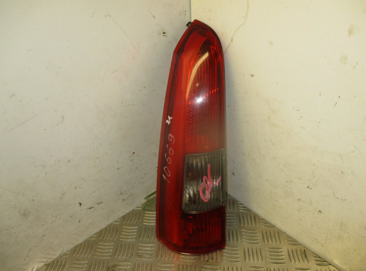 Volvo V70 takavalo (vasen) VOLVO V70 II / XC70 I (P80) (2000-2007) Tail li...