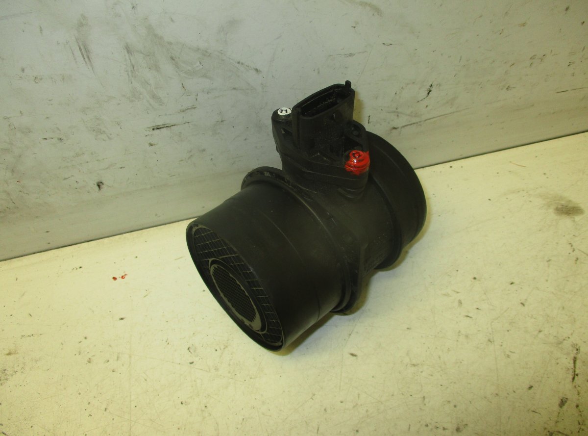 Kia Sorento Mass Air-Flow Sensor KIA SORENTO I (JC) (2002-2009) Mass Air-Flow Se...