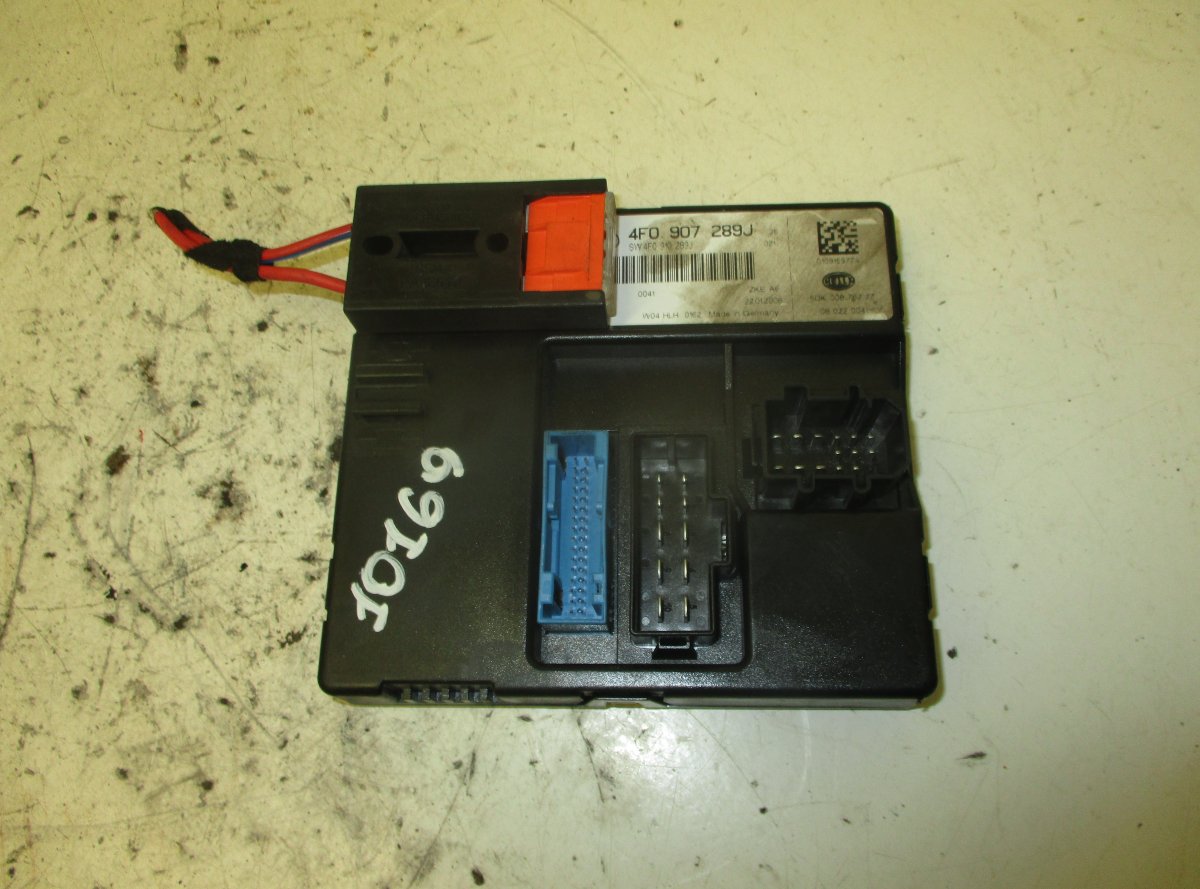 Audi A6 (C6) Central Locking Control Unit AUDI A6 / A6 ALLROAD (C6, 4F) (2004-2011) Centr...