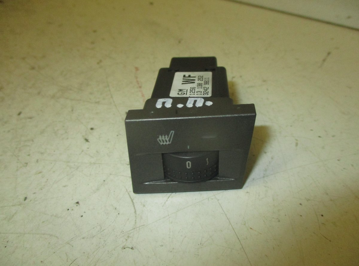 Opel Signum Seat Heater Switch Front Right OPEL SIGNUM (2003-2008) Seat Heater Switch Fron...