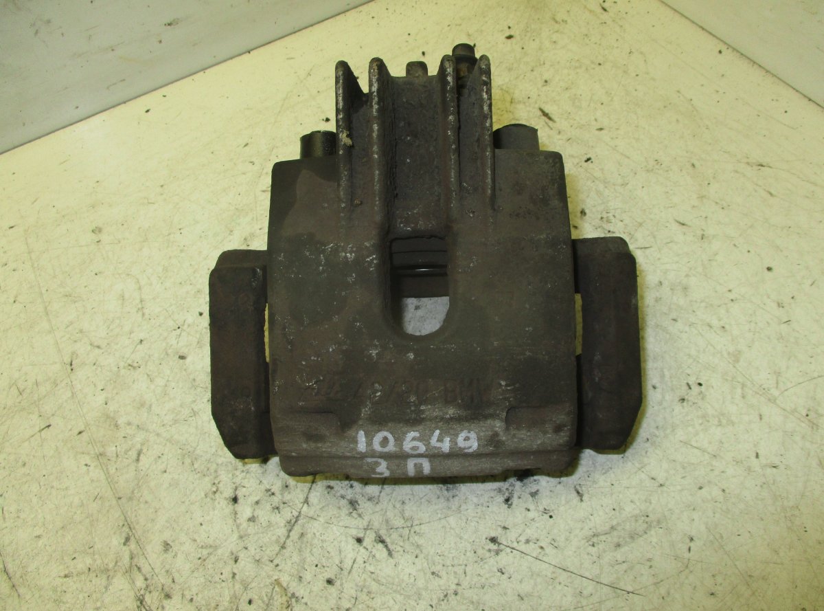 BMW 5 (E60 / E61) Brake caliper rear right BMW 5 (E60, E61) (2003-2010) Brake caliper rear...