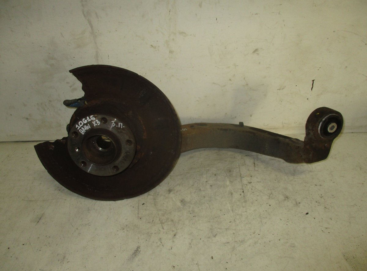 BMW X3 (E83) Wheel bearing housing rear right BMW X3 (E83) (2004-2012) Wheel bearing housing ...