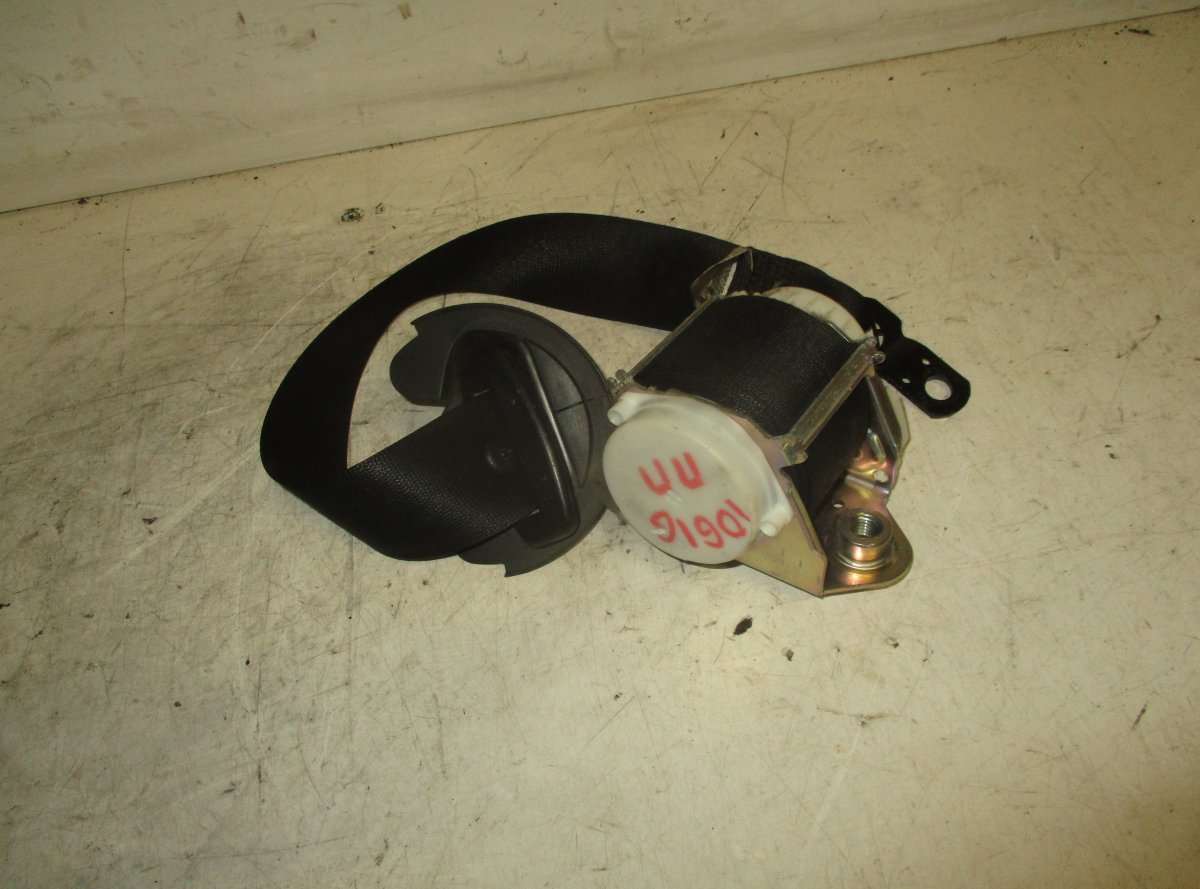 BMW X3 (E83) Seat Belt Front Right BMW X3 (E83) (2004-2012) Seat Belt Front Right ...